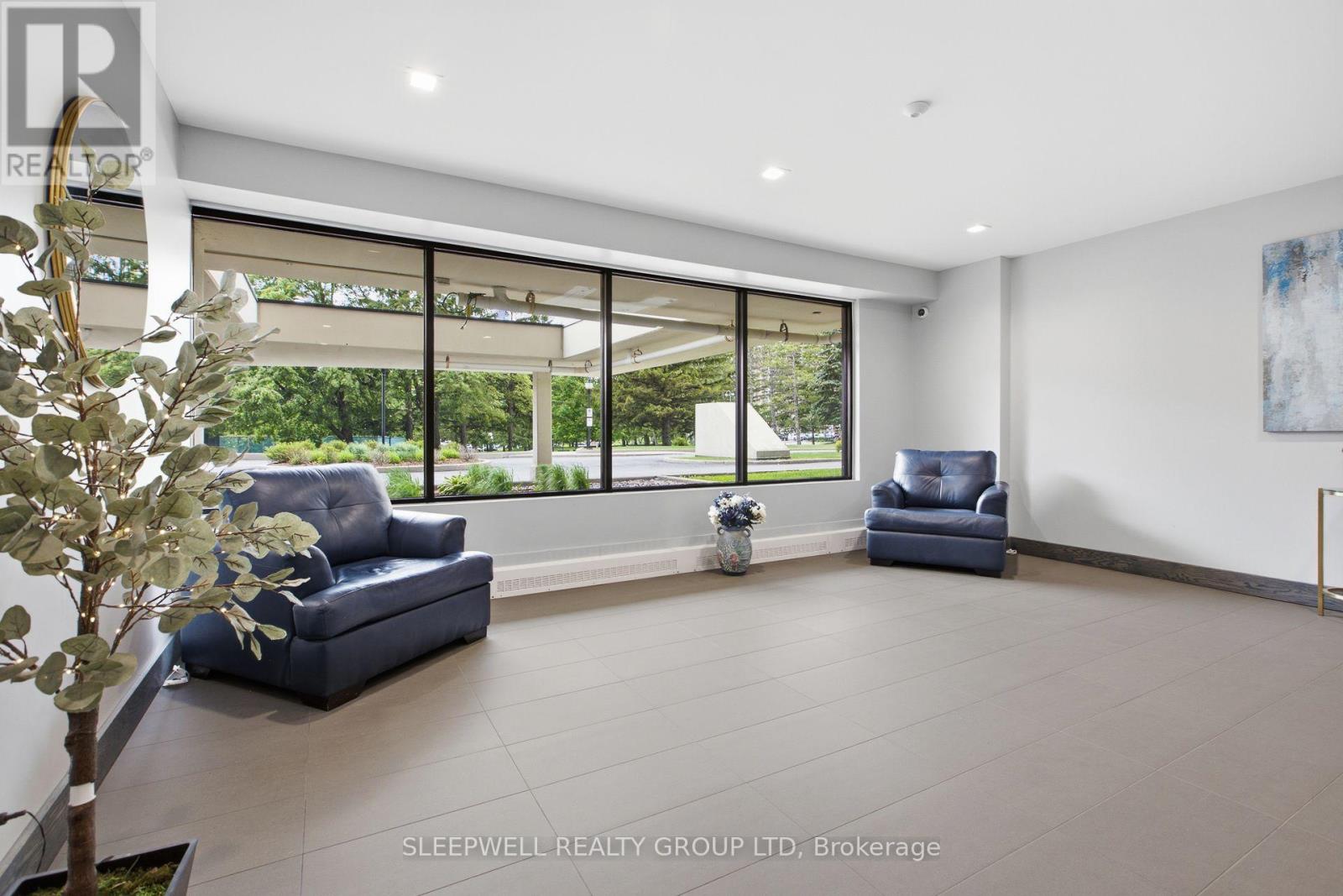 712 - 665 Bathgate Drive Property Photo 25