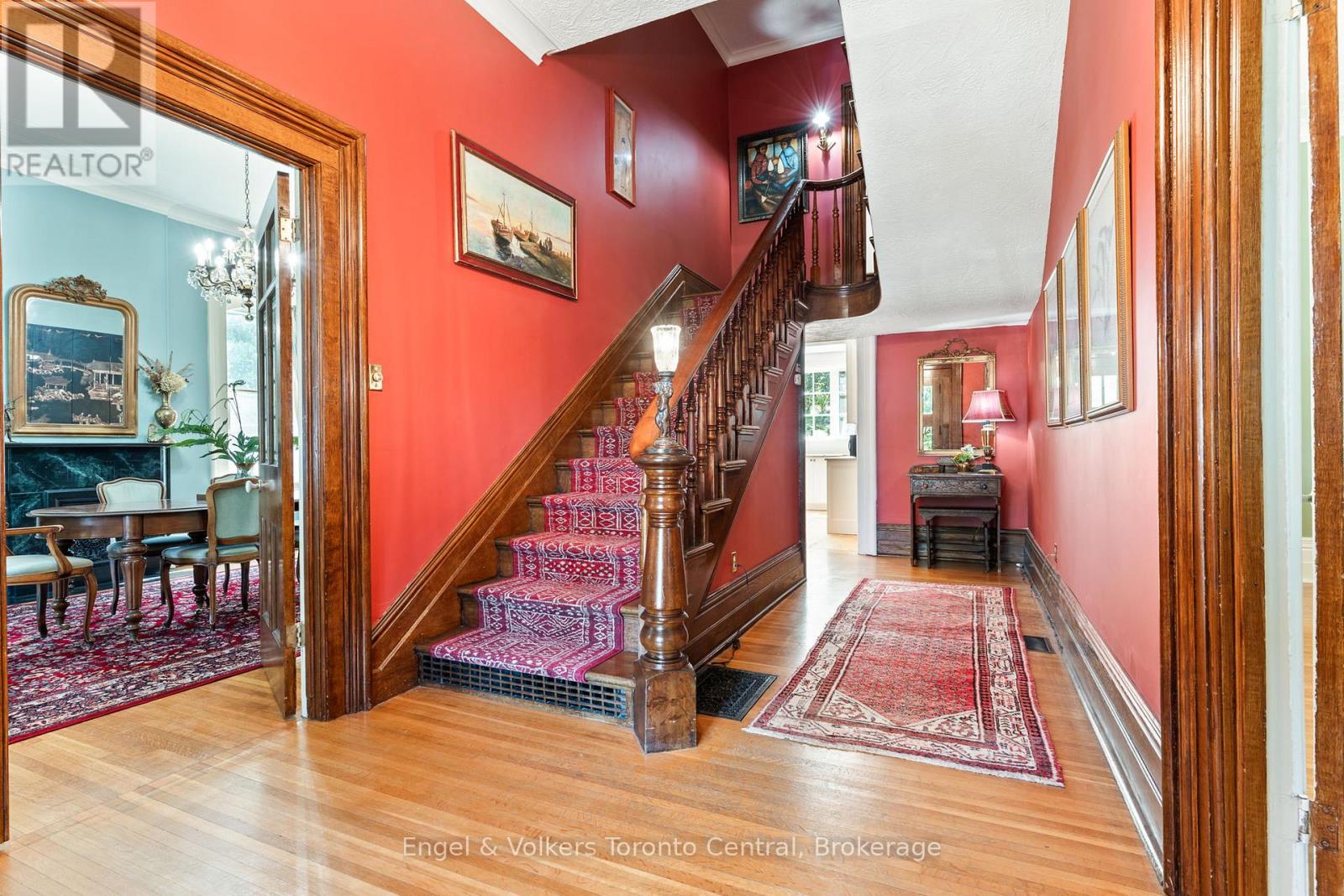 1050 4th Avenue W Property Photo 10