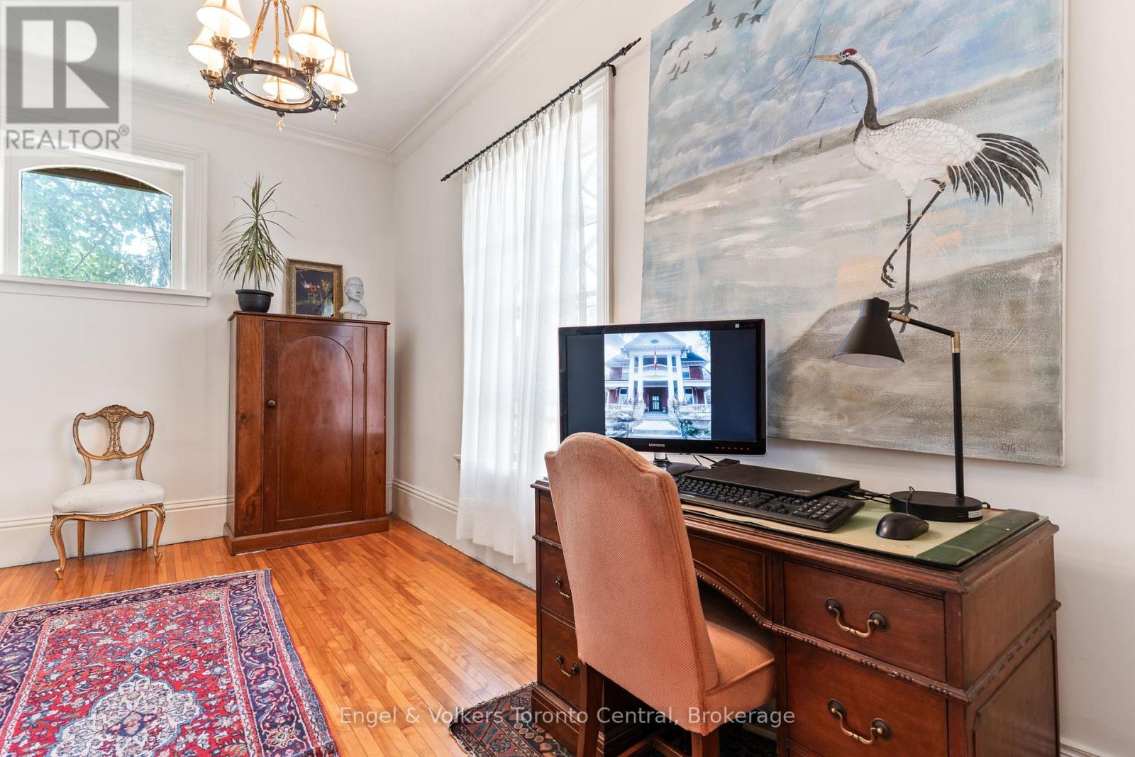 1050 4th Avenue W Property Photo 28