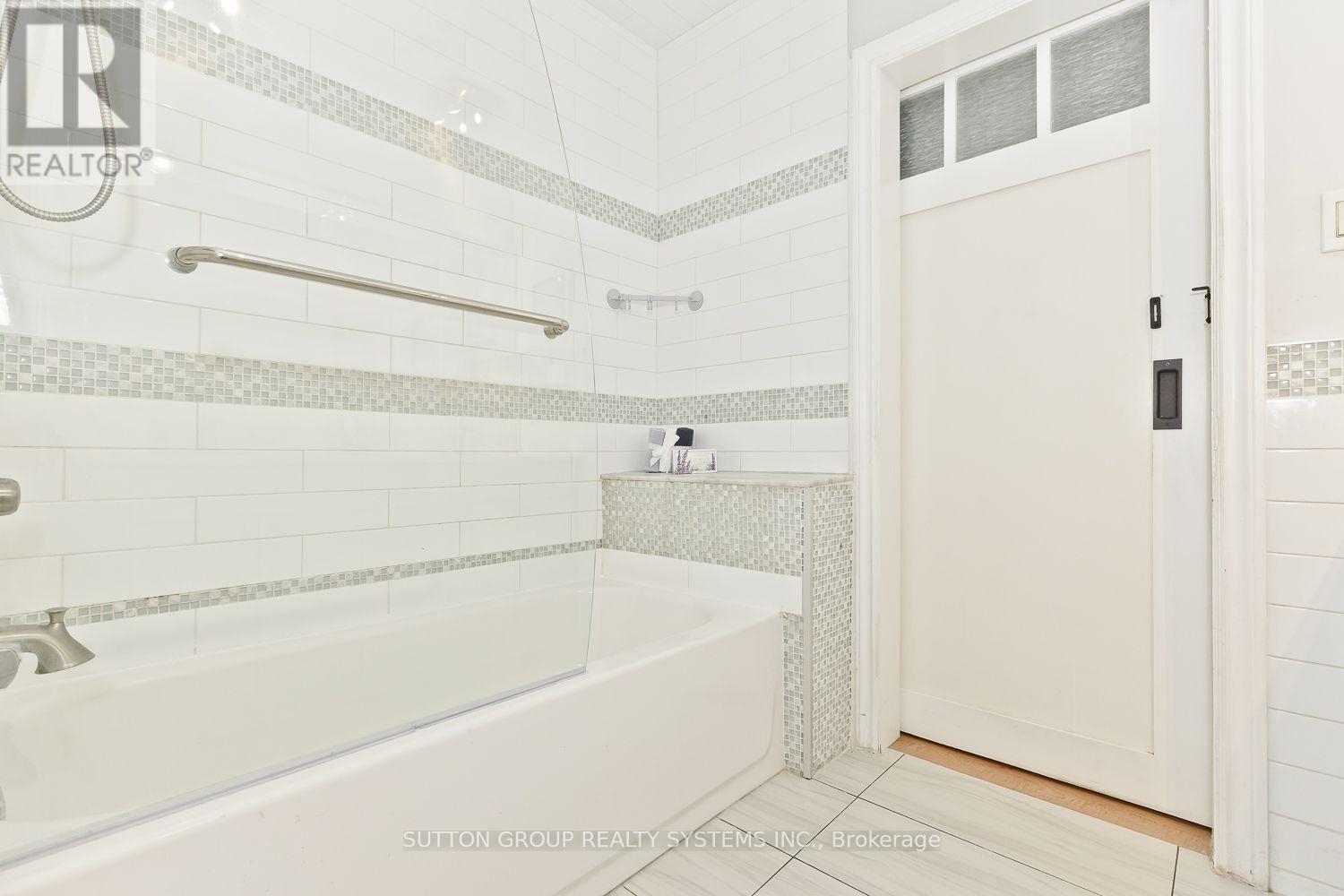 55 Richelieu Drive Property Photo 25
