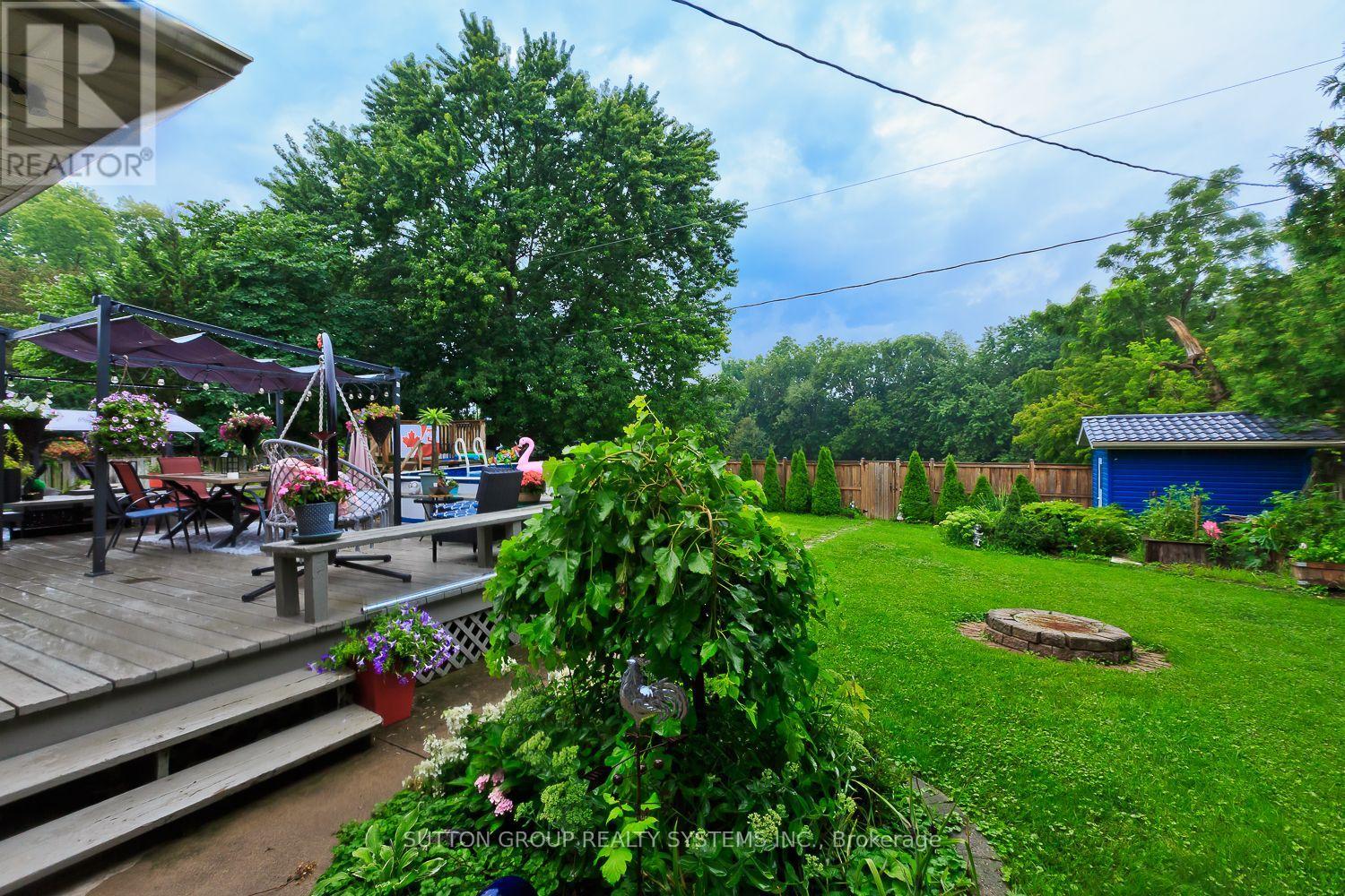 55 Richelieu Drive Property Photo 32