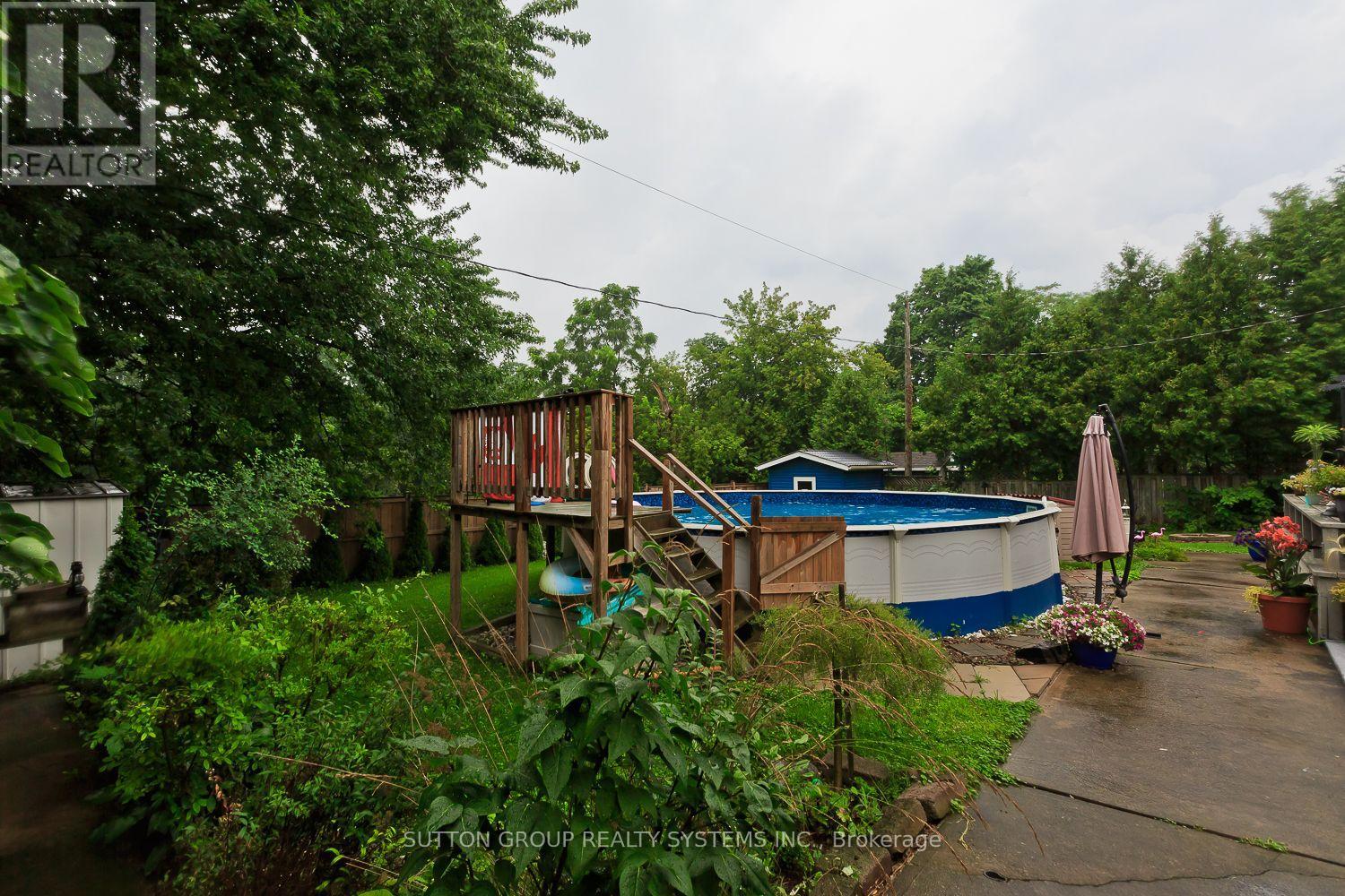 55 Richelieu Drive Property Photo 38