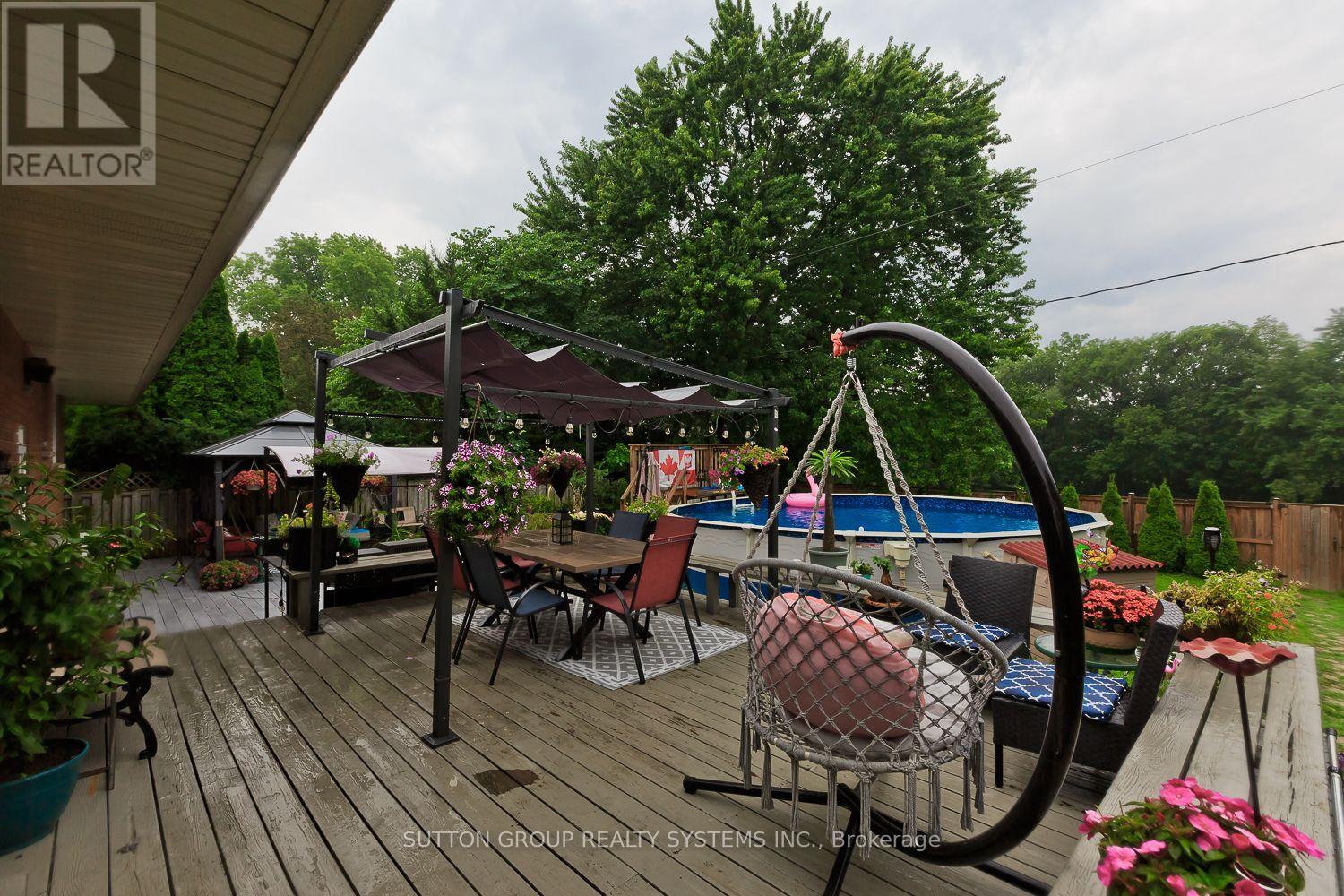 55 Richelieu Drive Property Photo 41