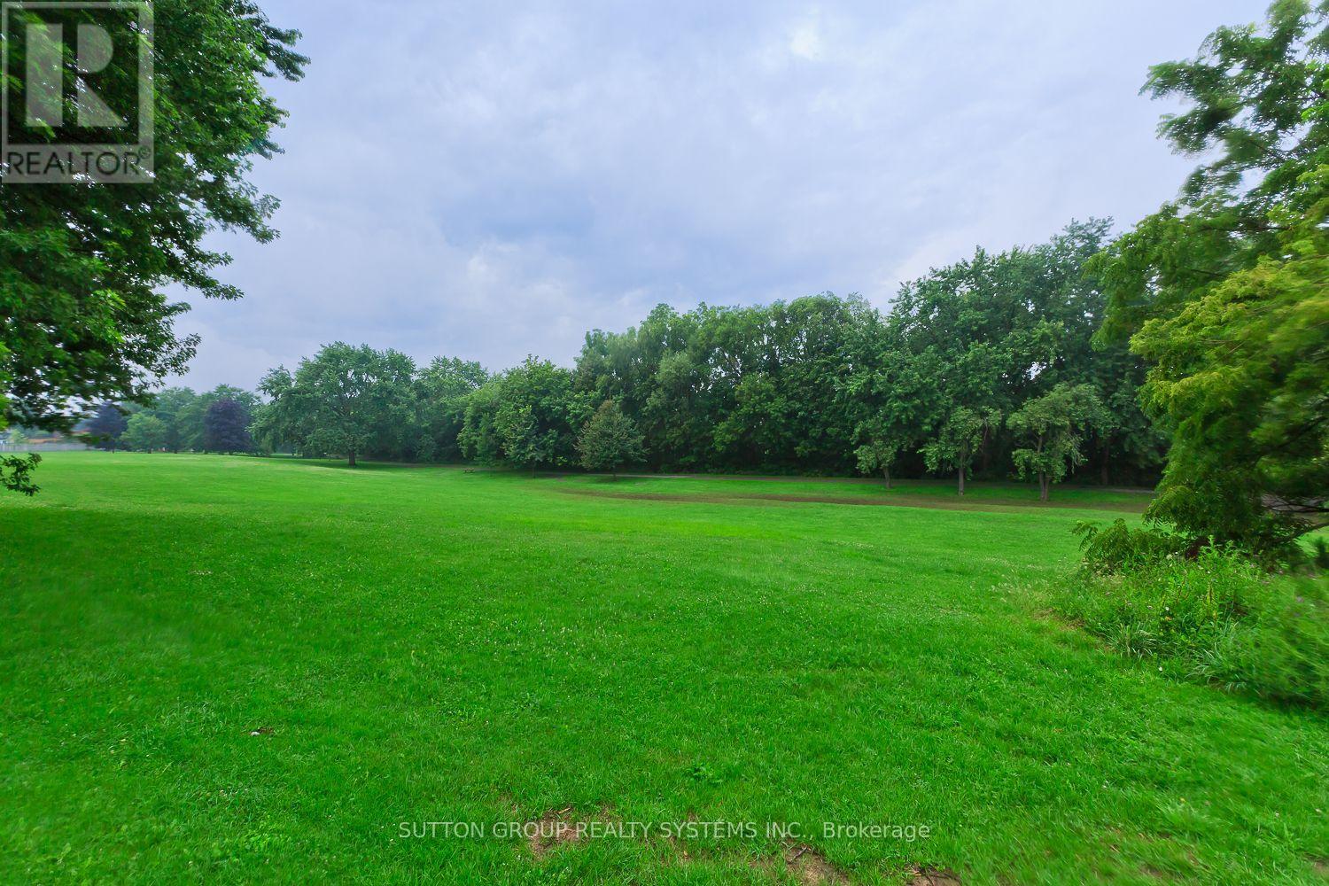 55 Richelieu Drive Property Photo 44
