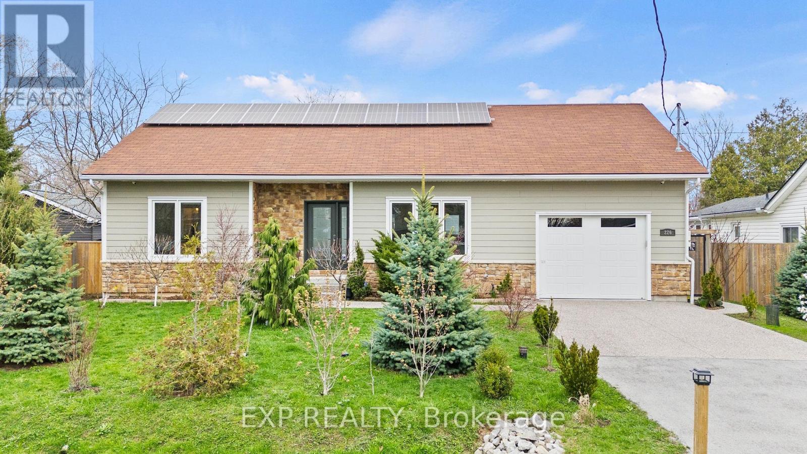 226 WESTWOOD AVENUE Property Photo 1