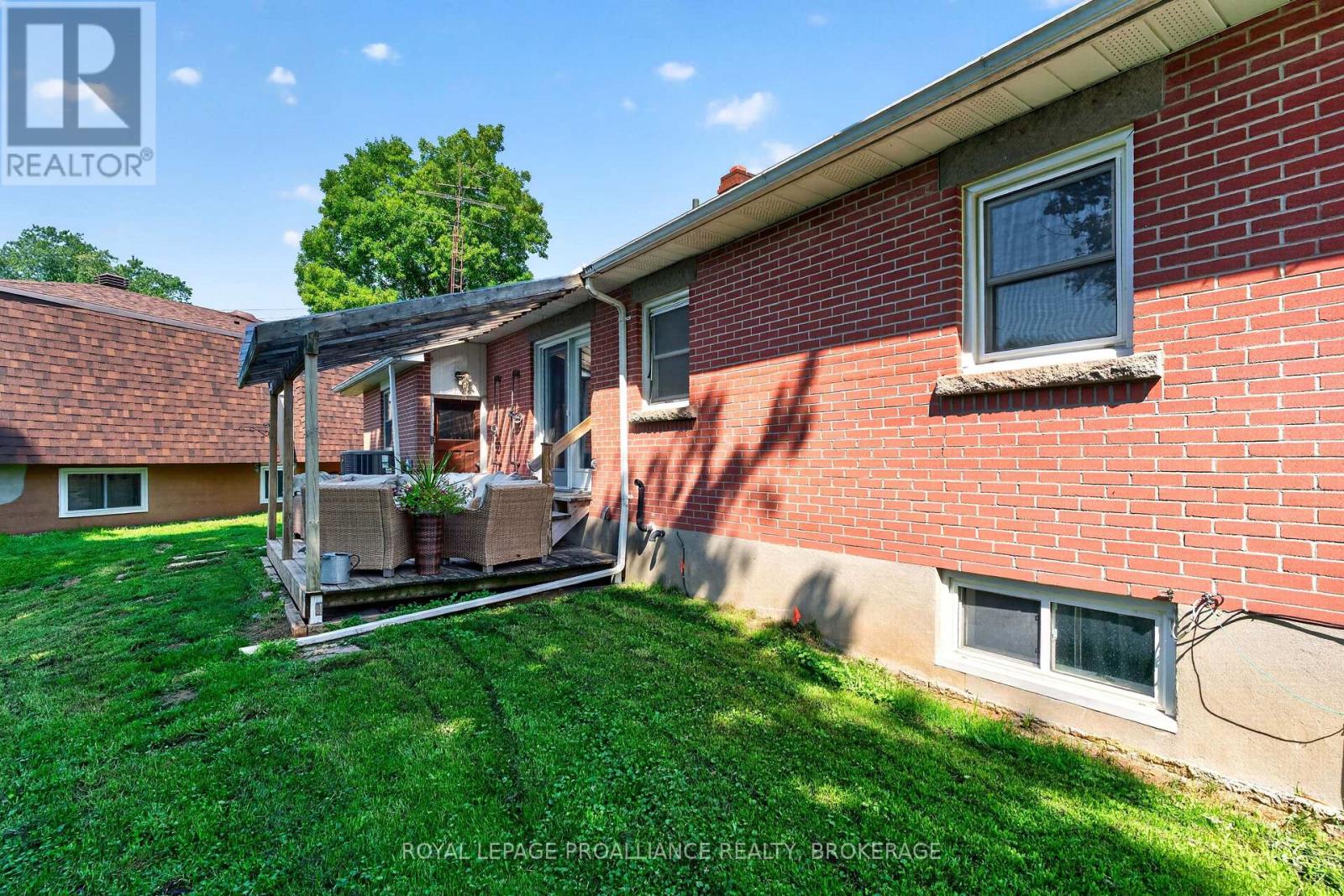 26 Mclean Boulevard Property Photo 4