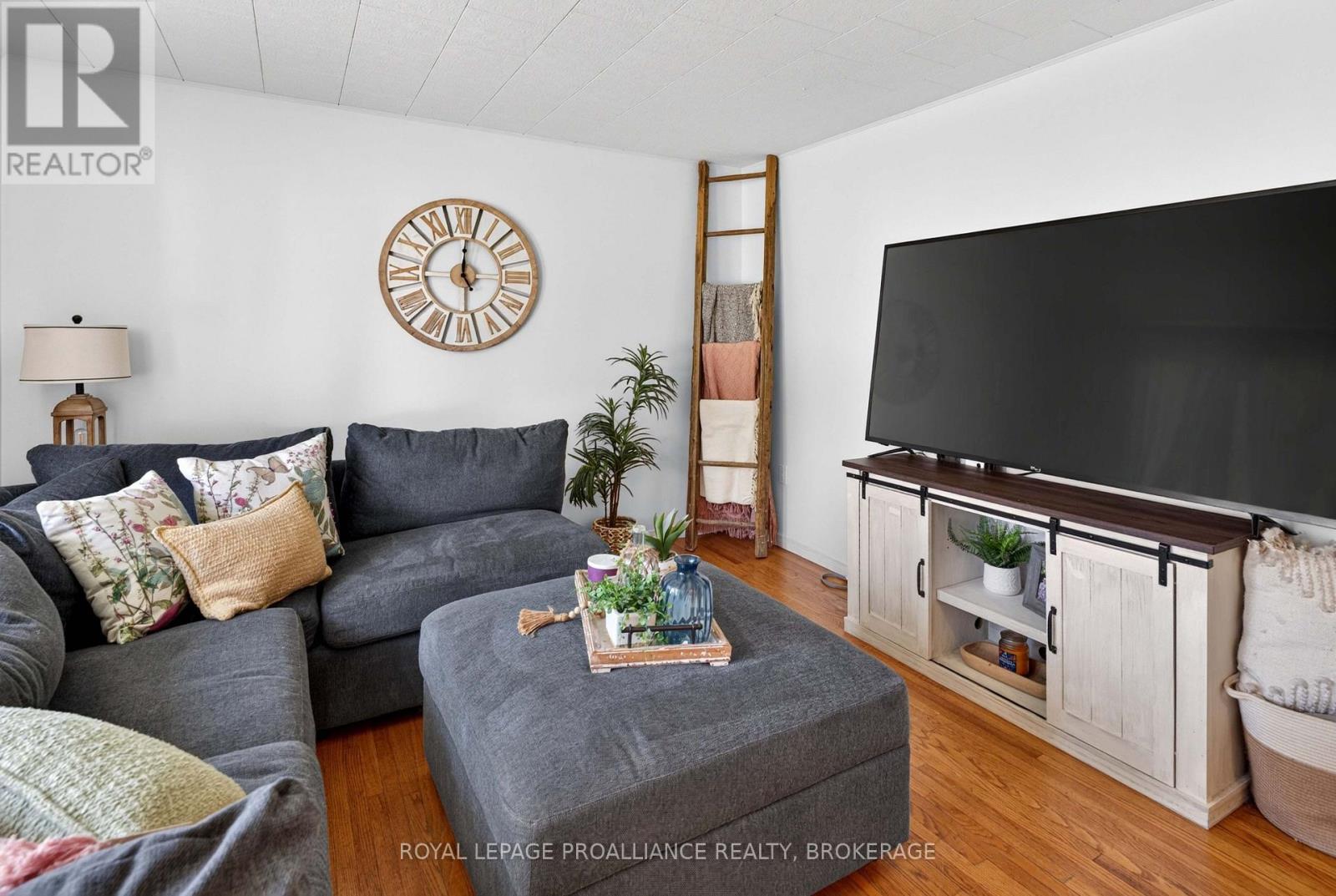 26 Mclean Boulevard Property Photo 13