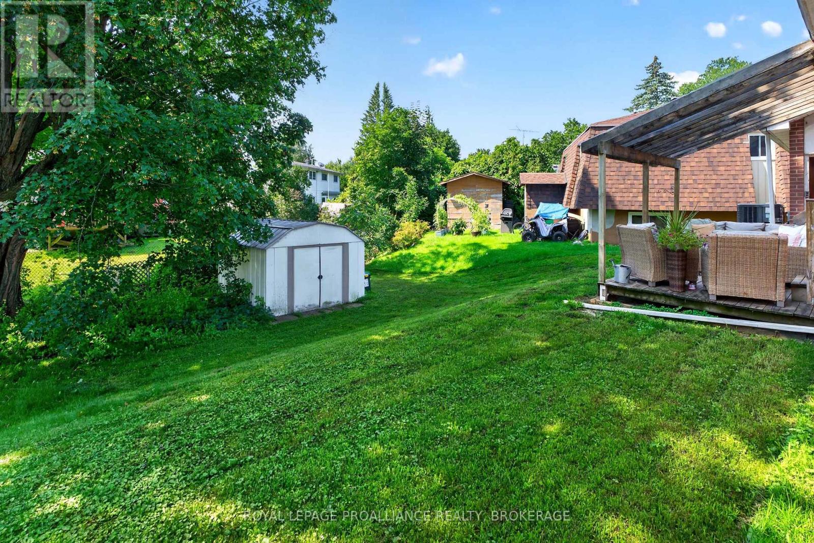 26 Mclean Boulevard Property Photo 33