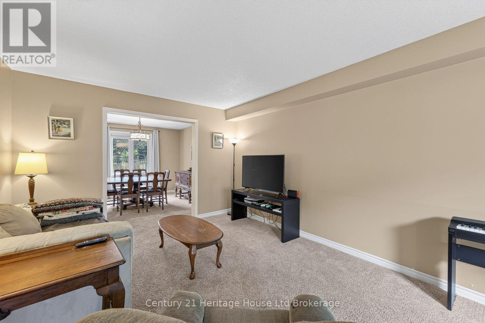 27 Sioux Crescent Property Photo 15