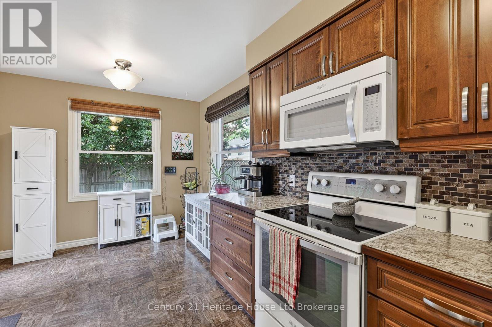 27 Sioux Crescent Property Photo 20