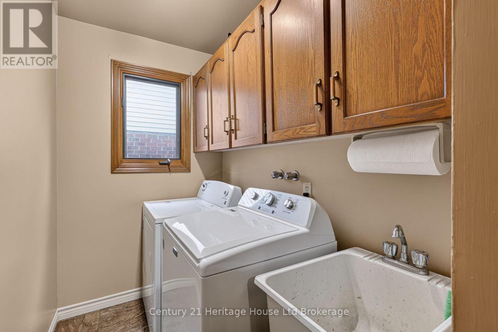 27 Sioux Crescent Property Photo 24