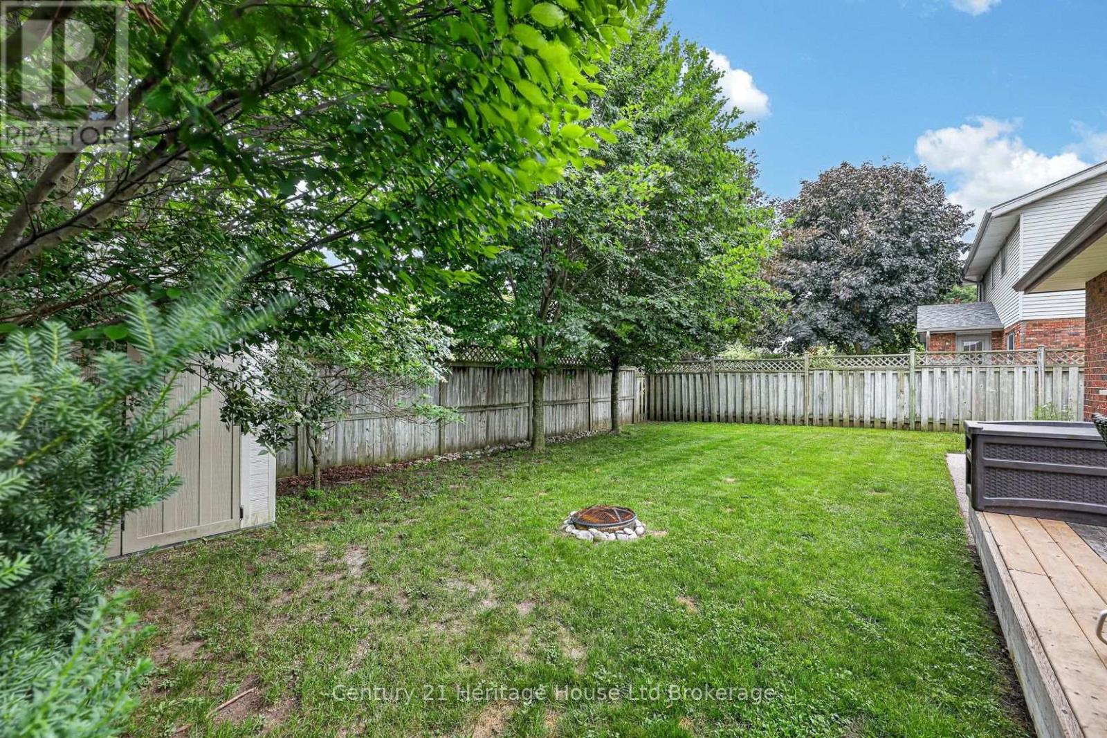 27 Sioux Crescent Property Photo 37