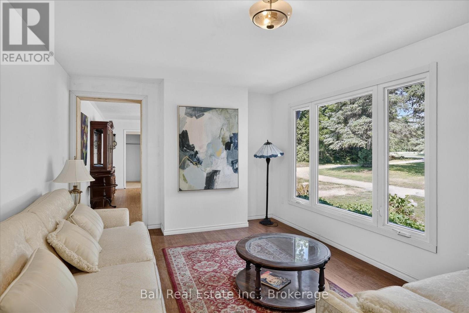 751 Ford Crescent Property Photo 10