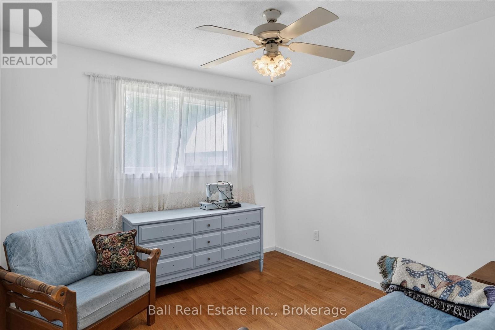 751 Ford Crescent Property Photo 27