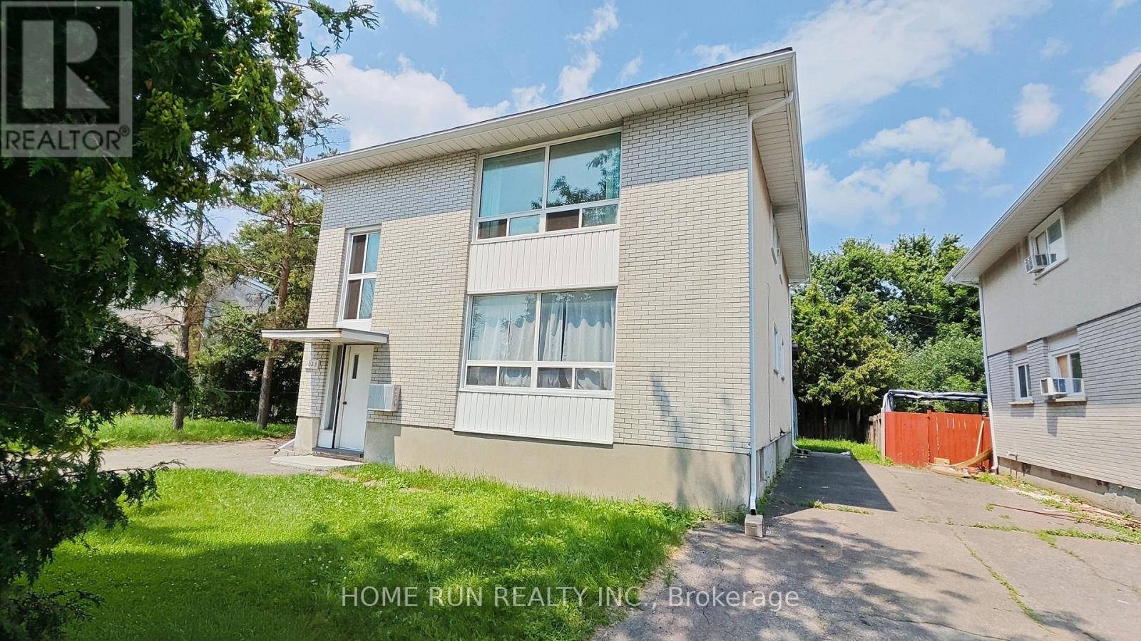 1023 Meadowlands Drive Property Photo 1