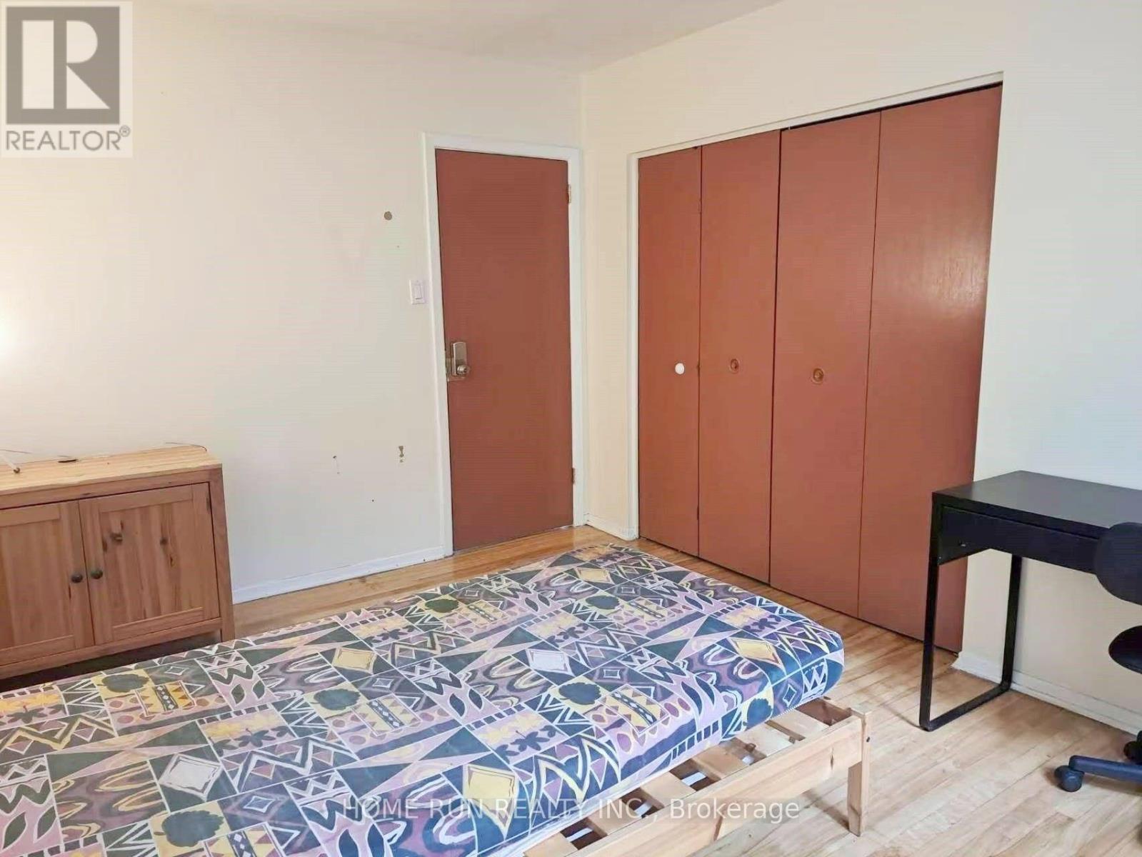 1023 Meadowlands Drive Property Photo 15