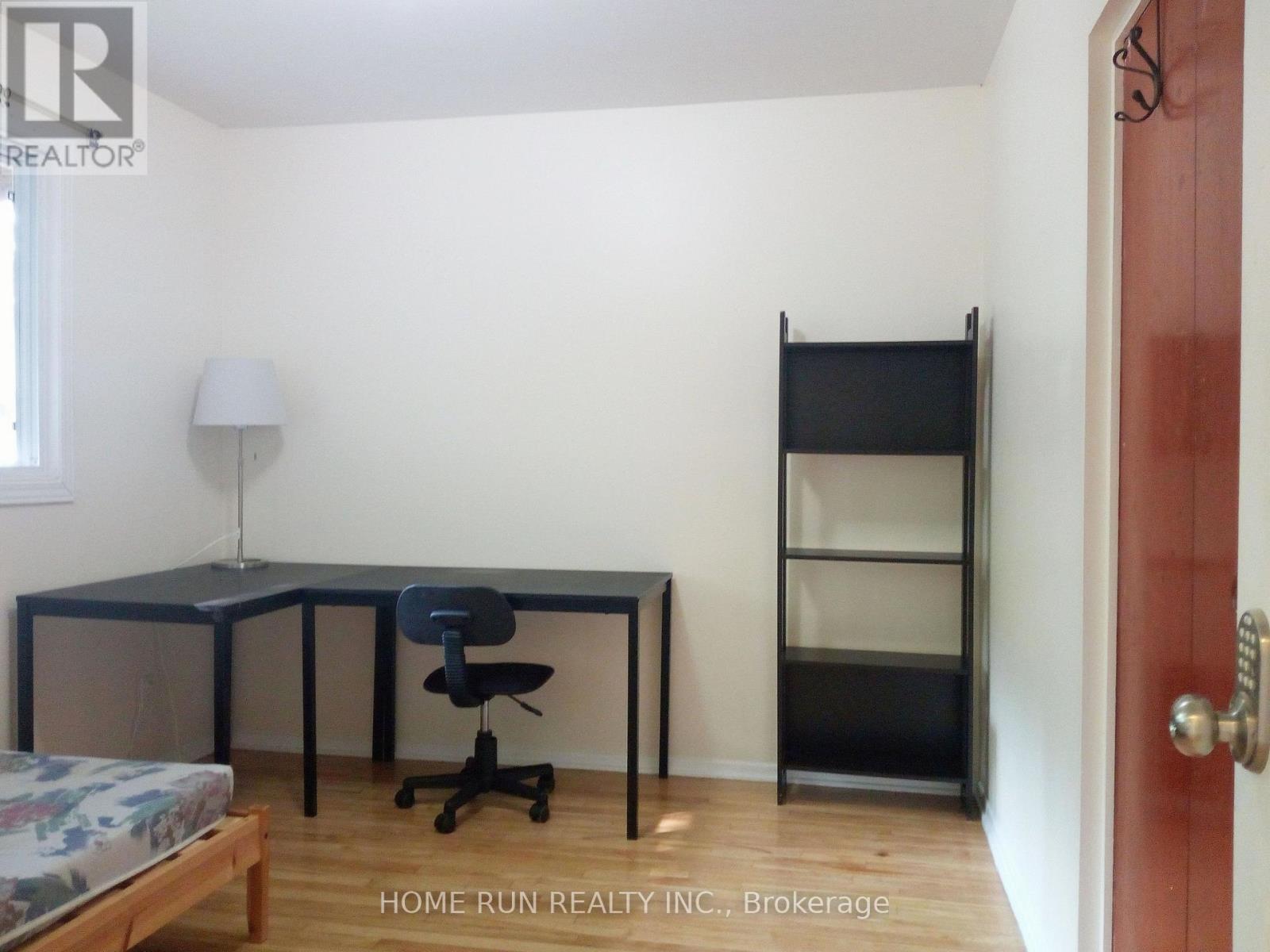 1023 Meadowlands Drive Property Photo 17