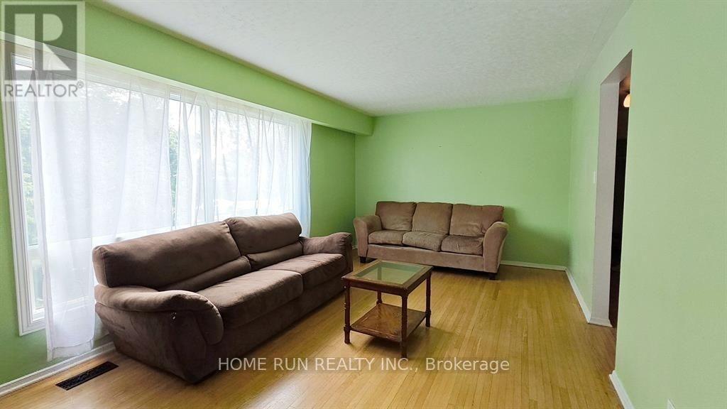 1023 Meadowlands Drive Property Photo 22