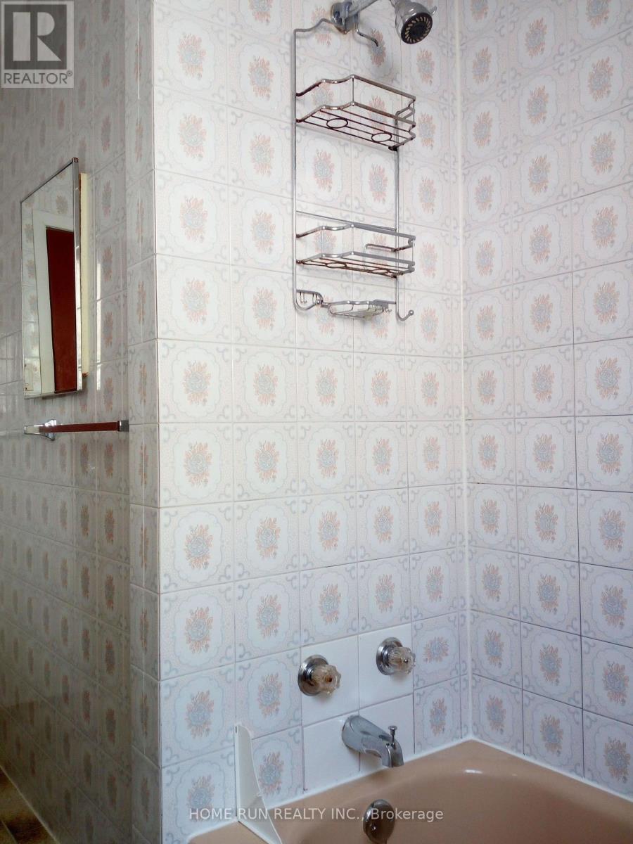 1023 Meadowlands Drive Property Photo 29