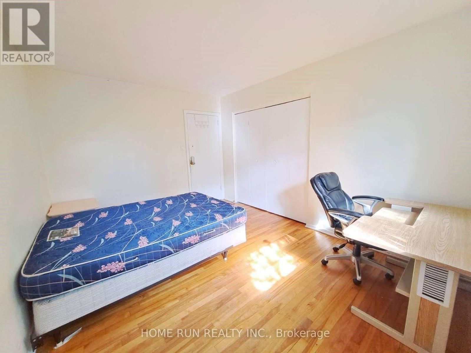 1023 Meadowlands Drive Property Photo 33