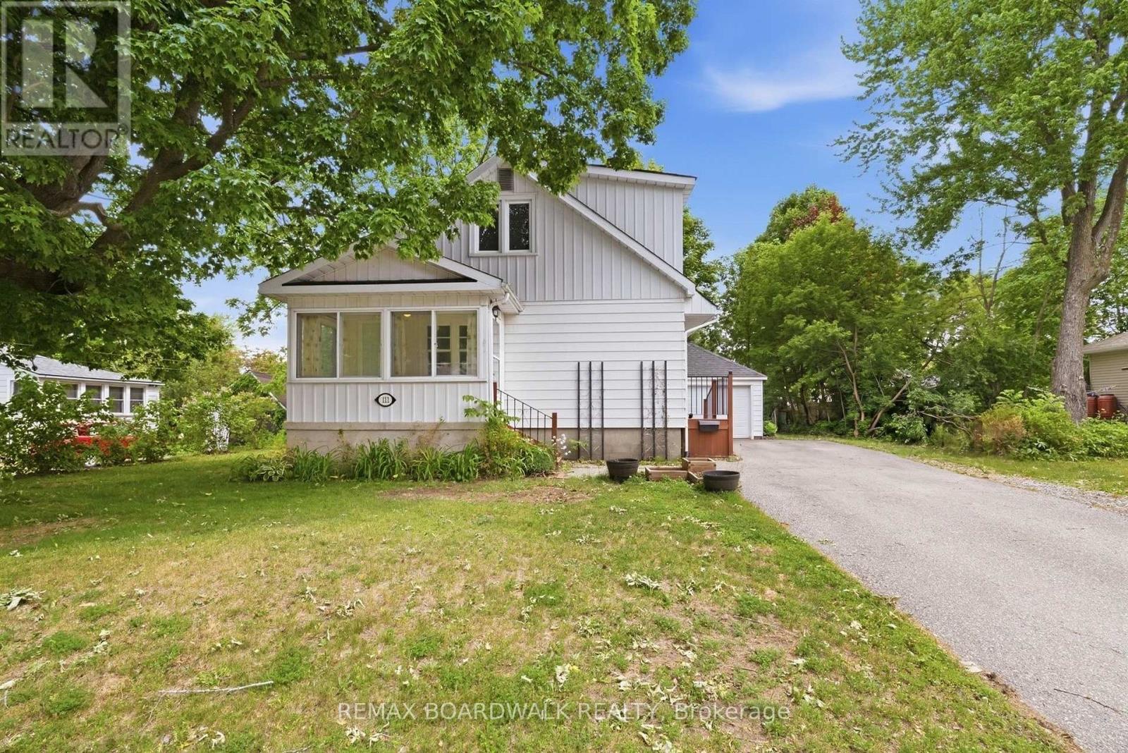 111 BECKWITH STREET E