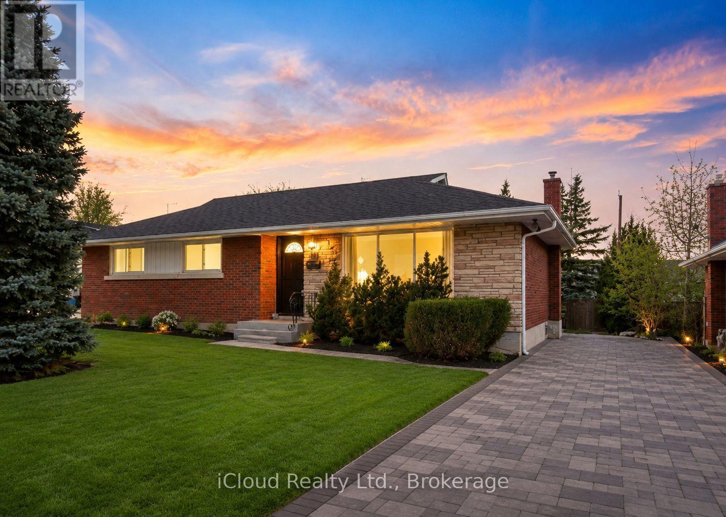 21 WARKDALE DRIVE