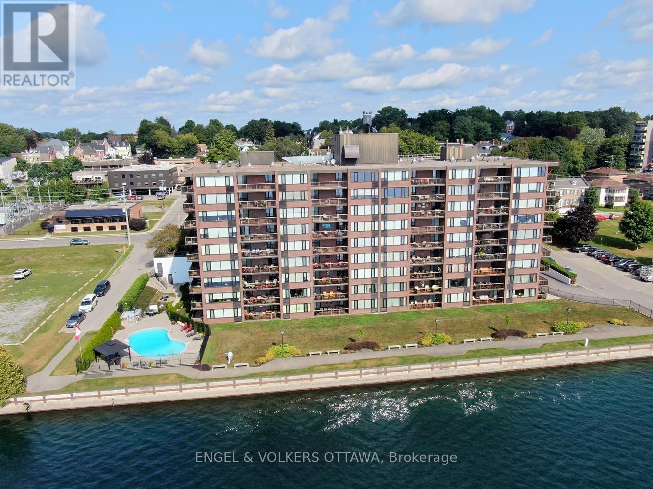 110 - 55 WATER STREET E