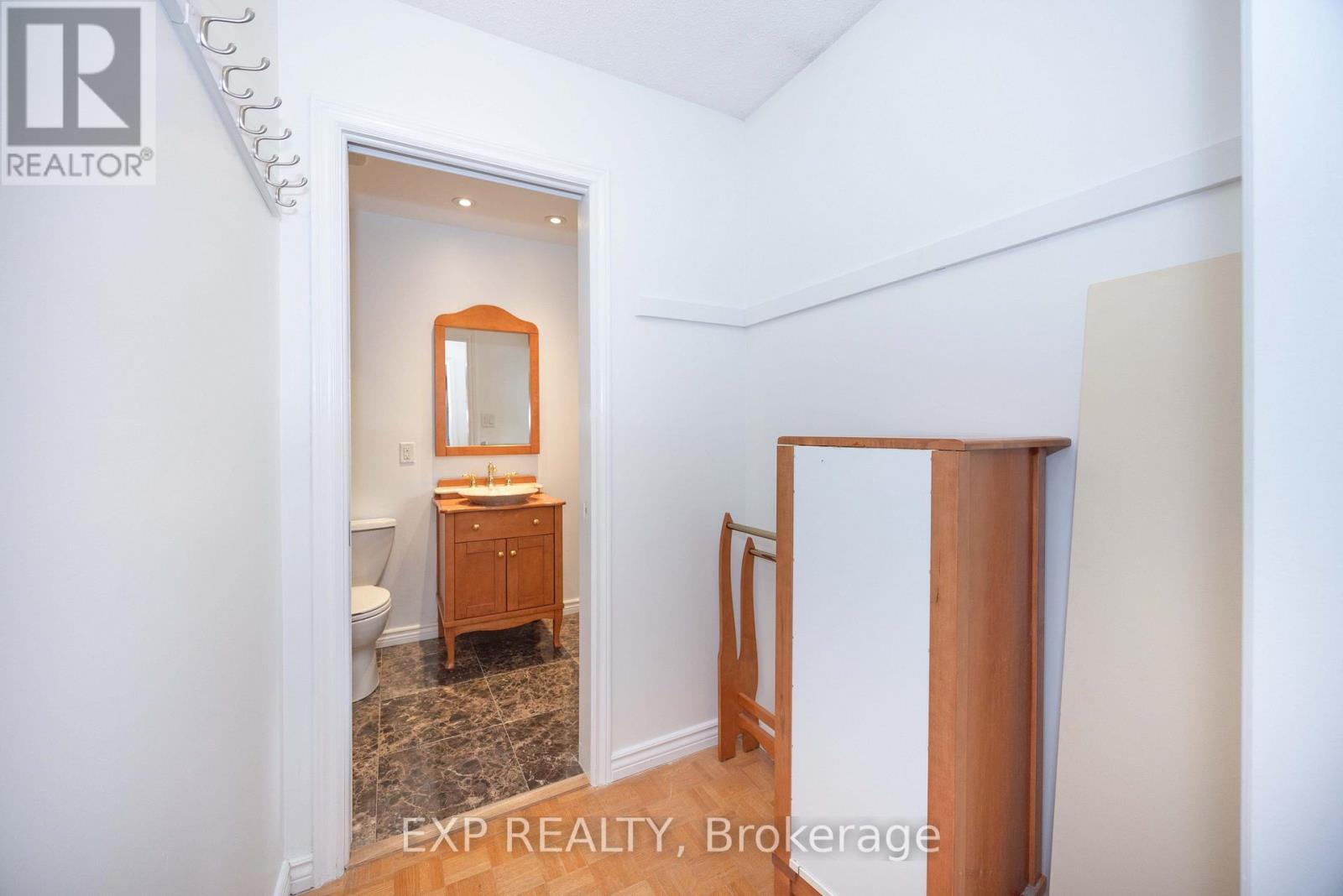 14 Carr Crescent Property Photo 27