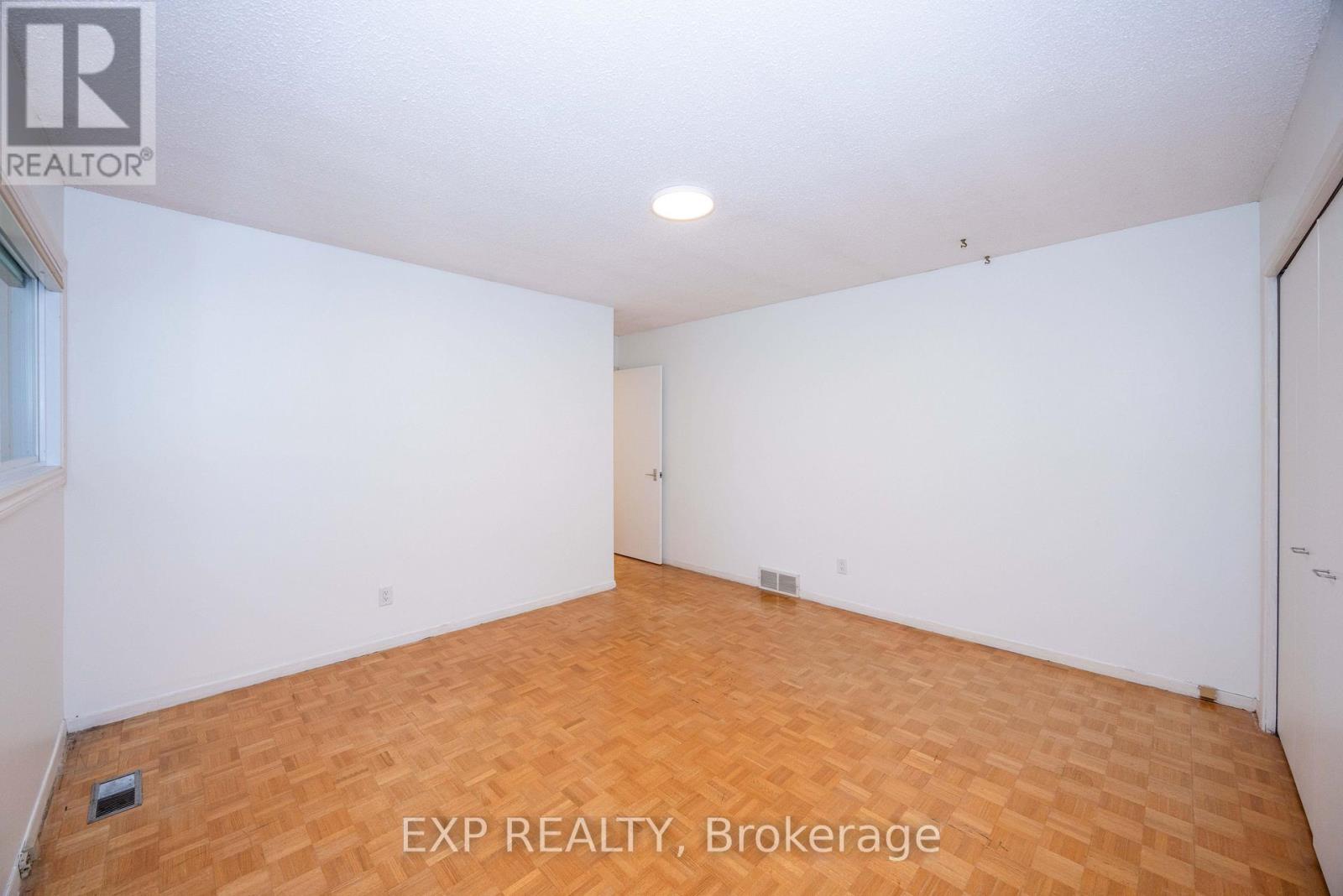 14 Carr Crescent Property Photo 29