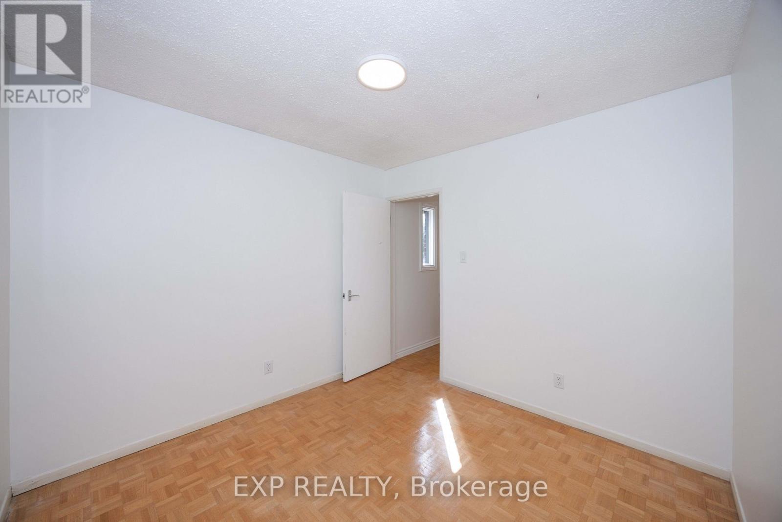 14 Carr Crescent Property Photo 33