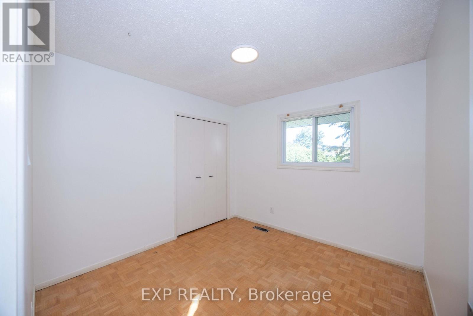 14 Carr Crescent Property Photo 34