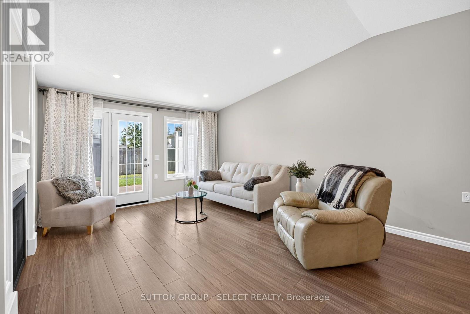 14 Devon Drive Property Photo 17