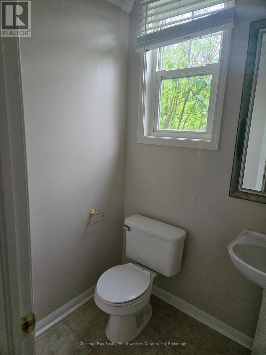 147 Baggs Crescent Property Photo 7