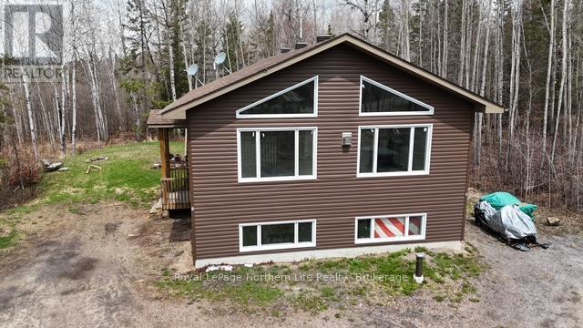 522 Hart Road Property Photo 3