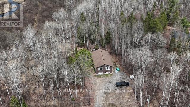 522 Hart Road Property Photo 4