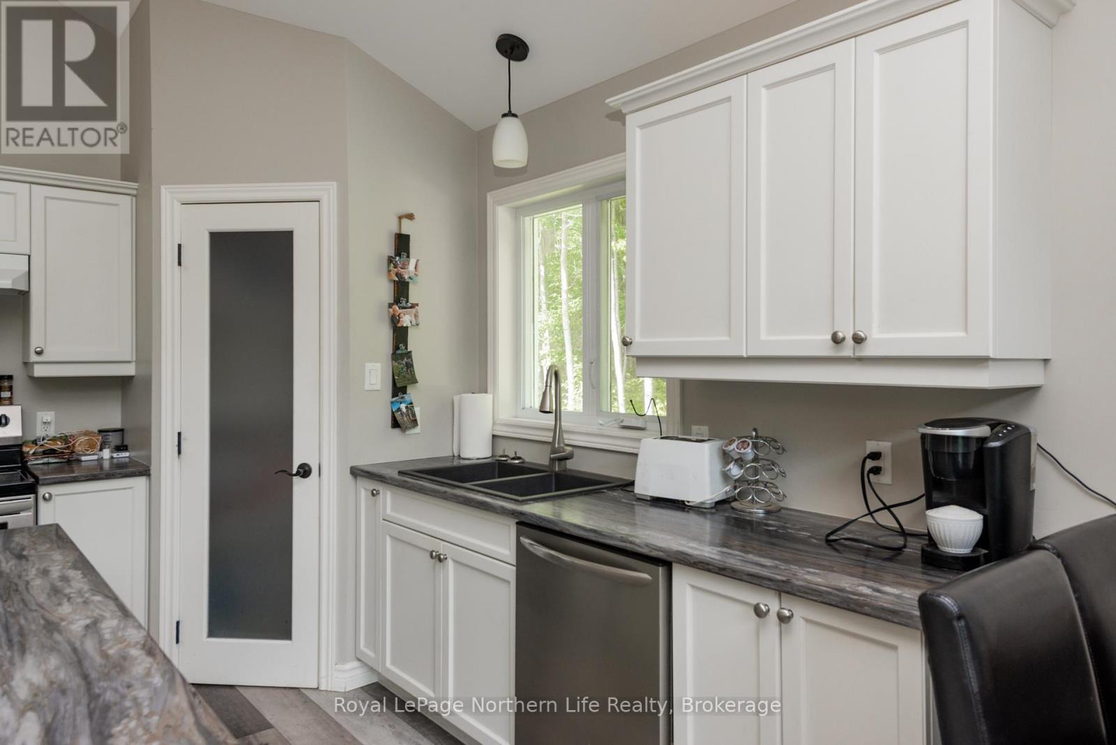 522 Hart Road Property Photo 13