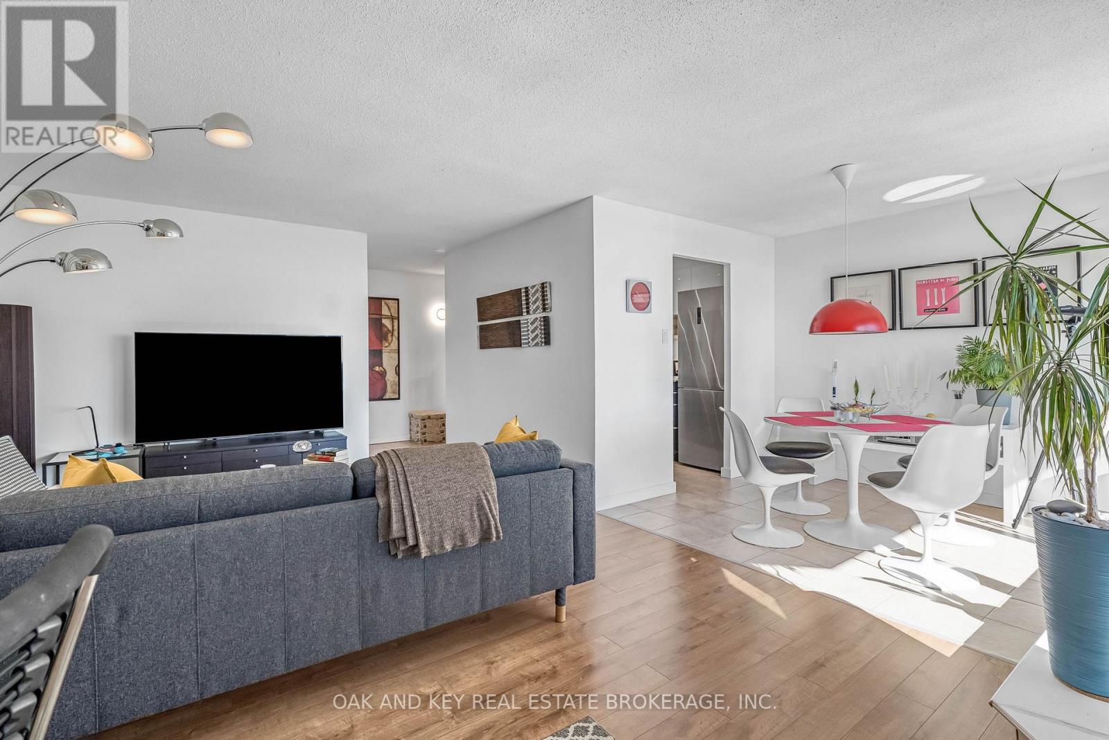 1805 - 323 Colborne Street Property Photo 8