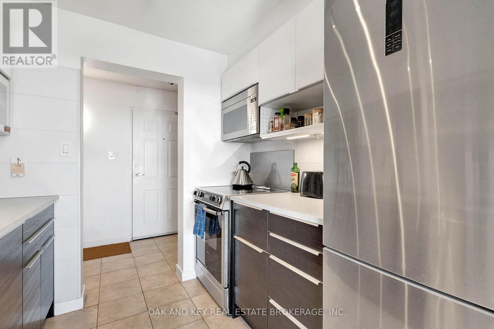 1805 - 323 Colborne Street Property Photo 14