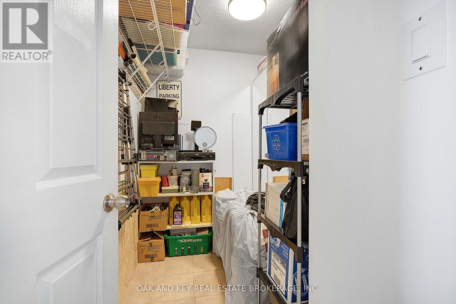 1805 - 323 Colborne Street Property Photo 21