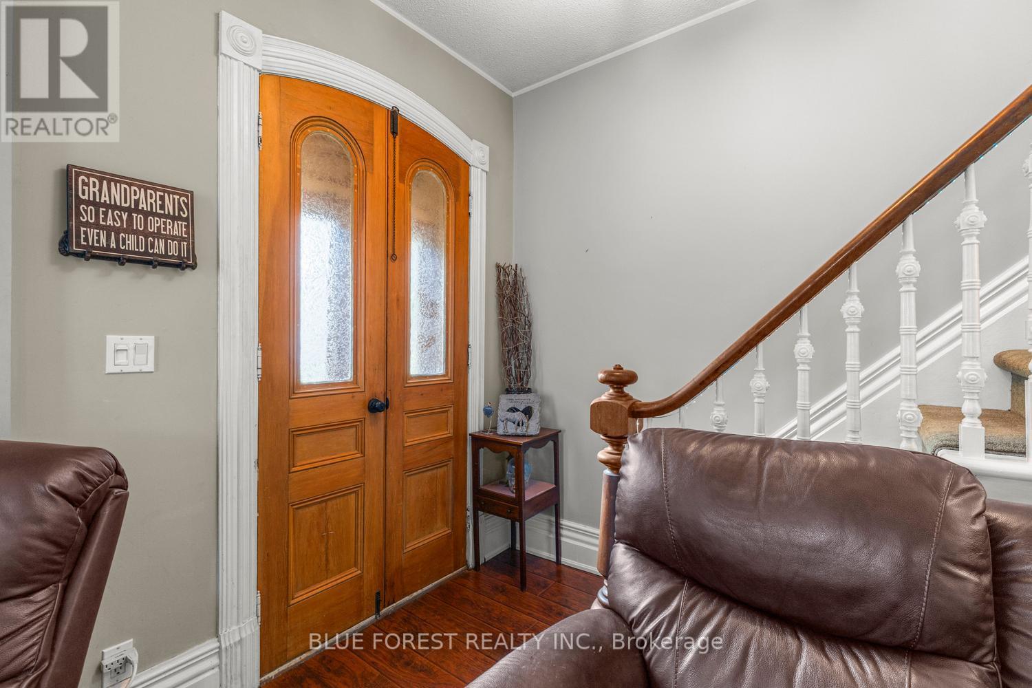 201 Margaret Street Property Photo 7