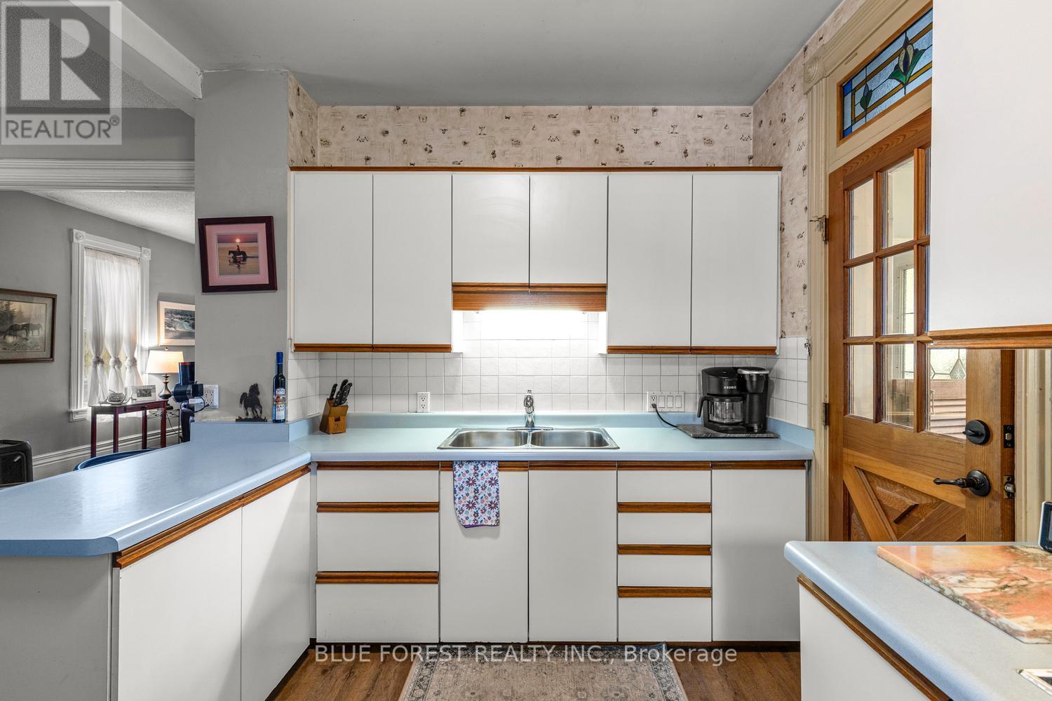 201 Margaret Street Property Photo 15