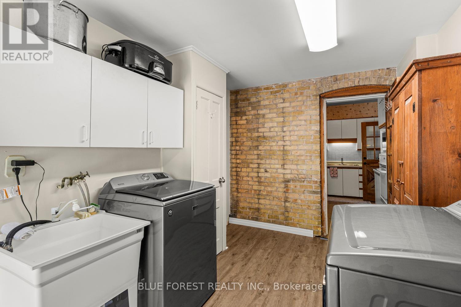 201 Margaret Street Property Photo 18