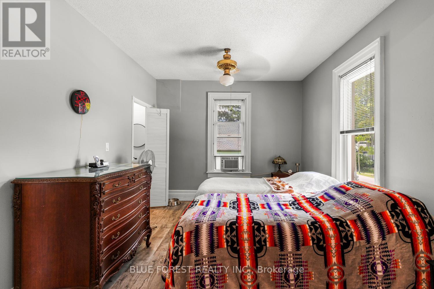 201 Margaret Street Property Photo 26