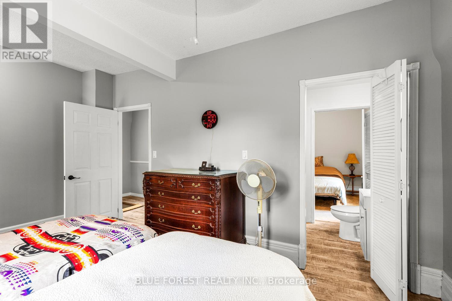 201 Margaret Street Property Photo 28