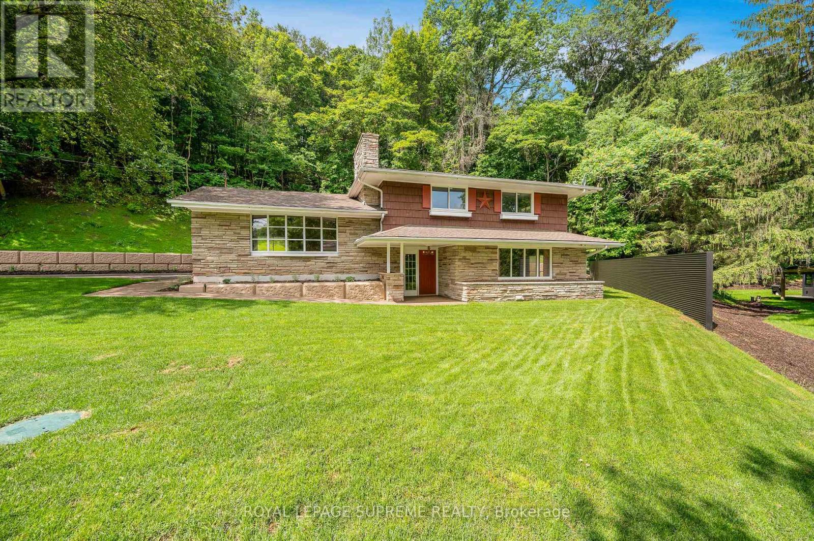 2035 Hollow Road Property Photo 6