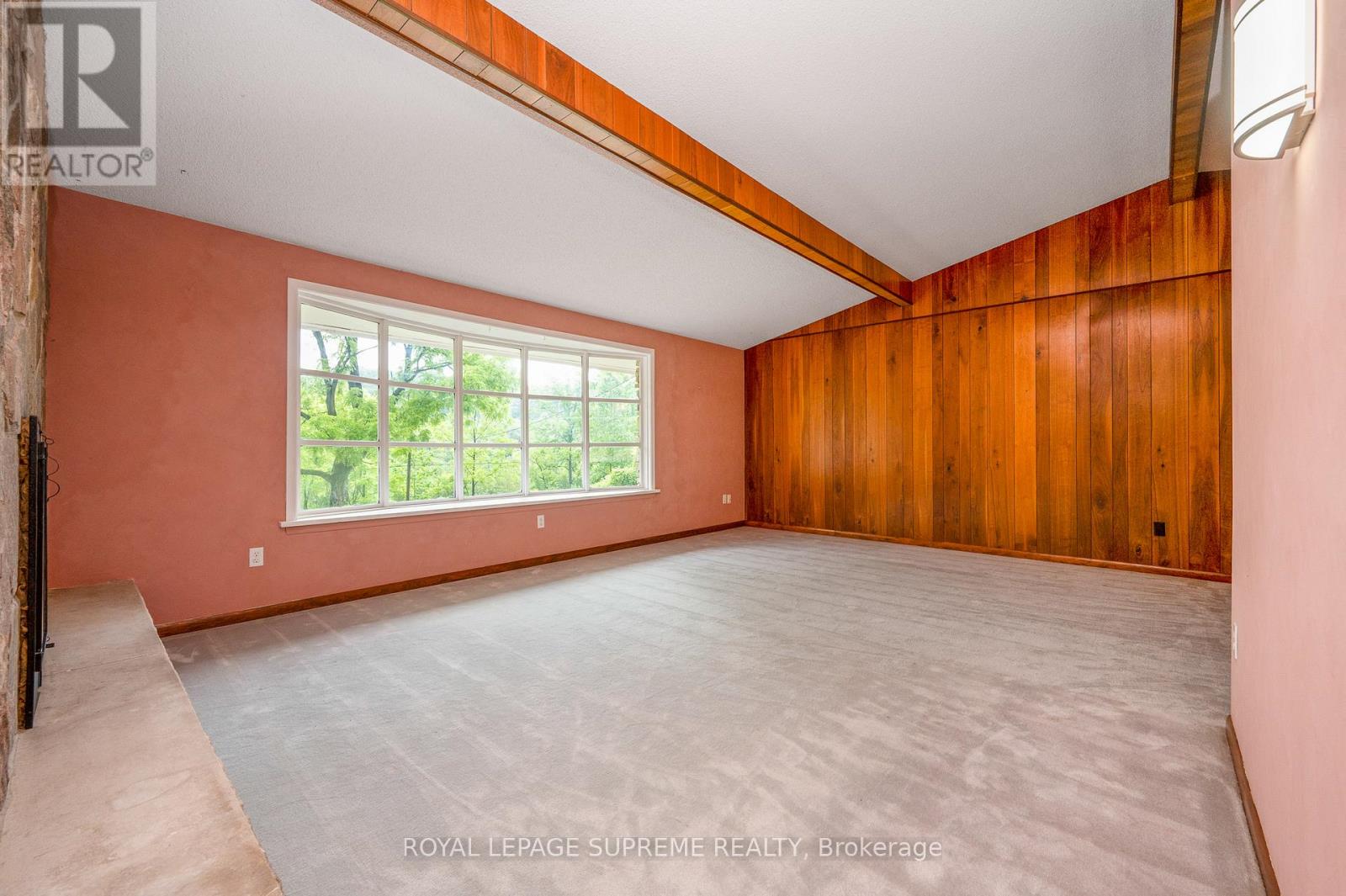 2035 Hollow Road Property Photo 12
