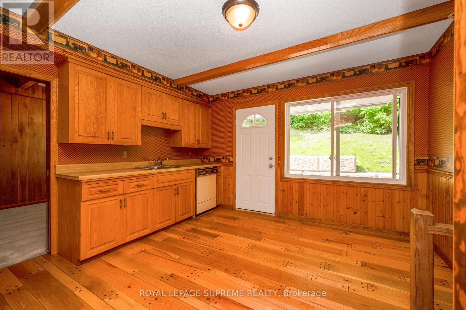 2035 Hollow Road Property Photo 19