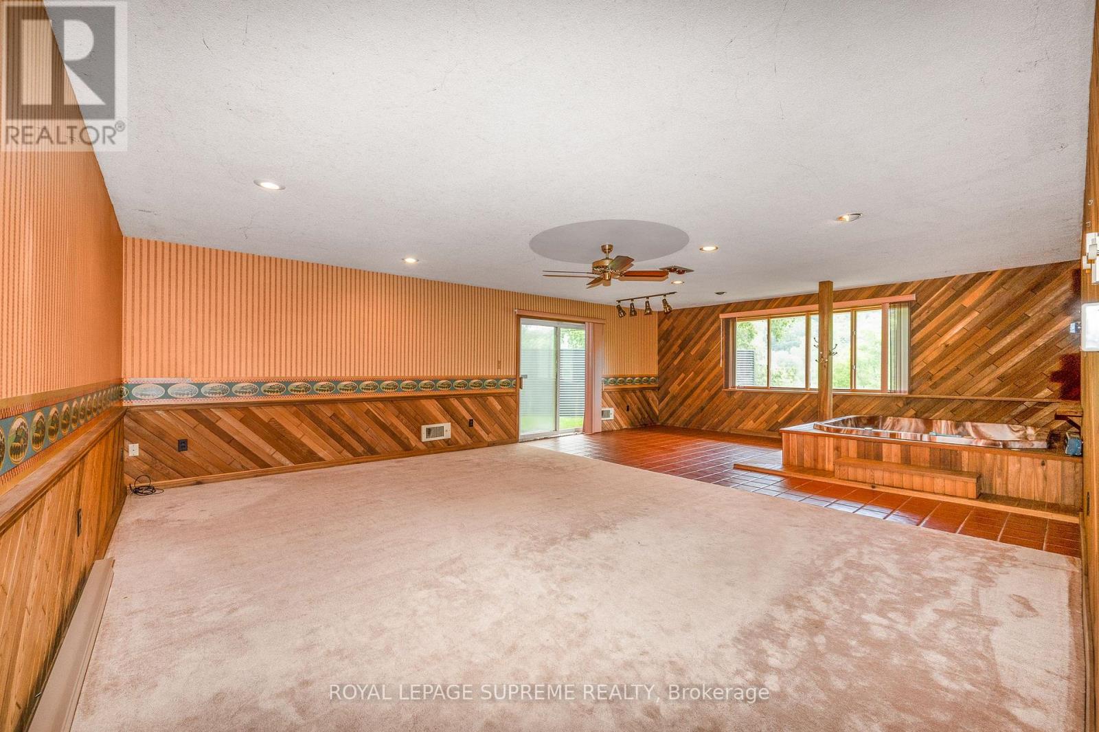 2035 Hollow Road Property Photo 34