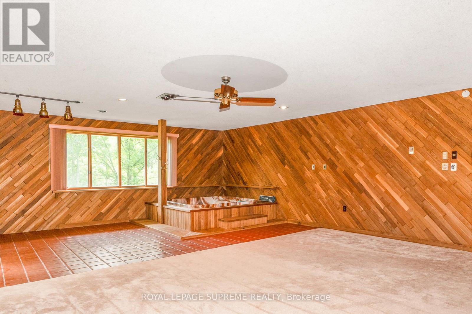 2035 Hollow Road Property Photo 37