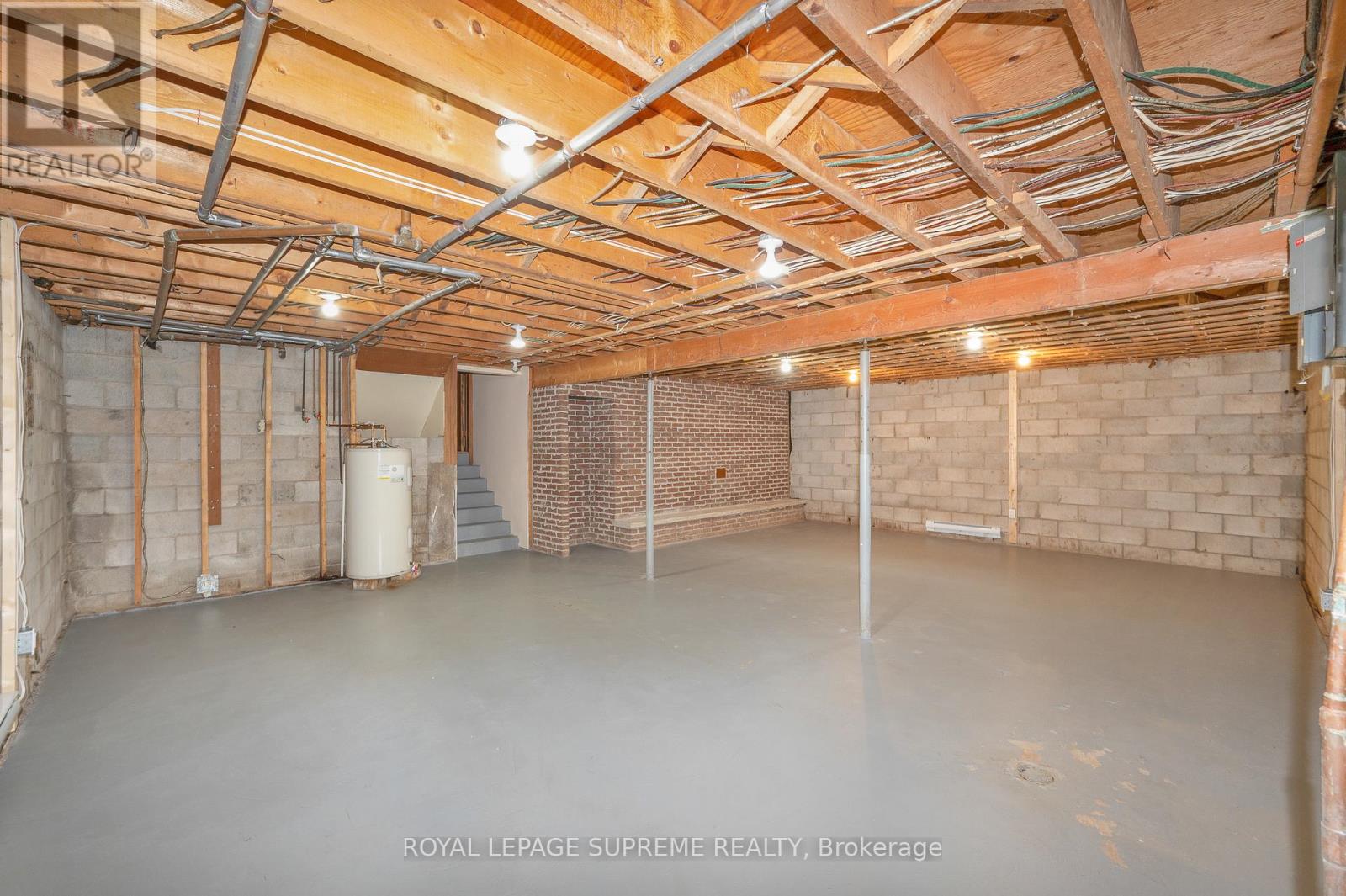 2035 Hollow Road Property Photo 40